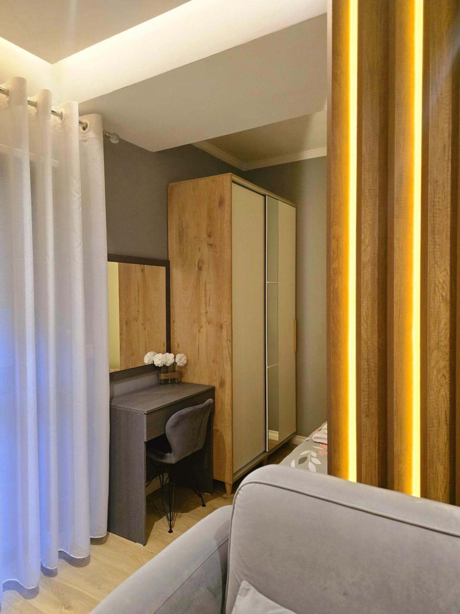 Sunny Apartment - Blloku Tirana, Near Lake Екстериор снимка